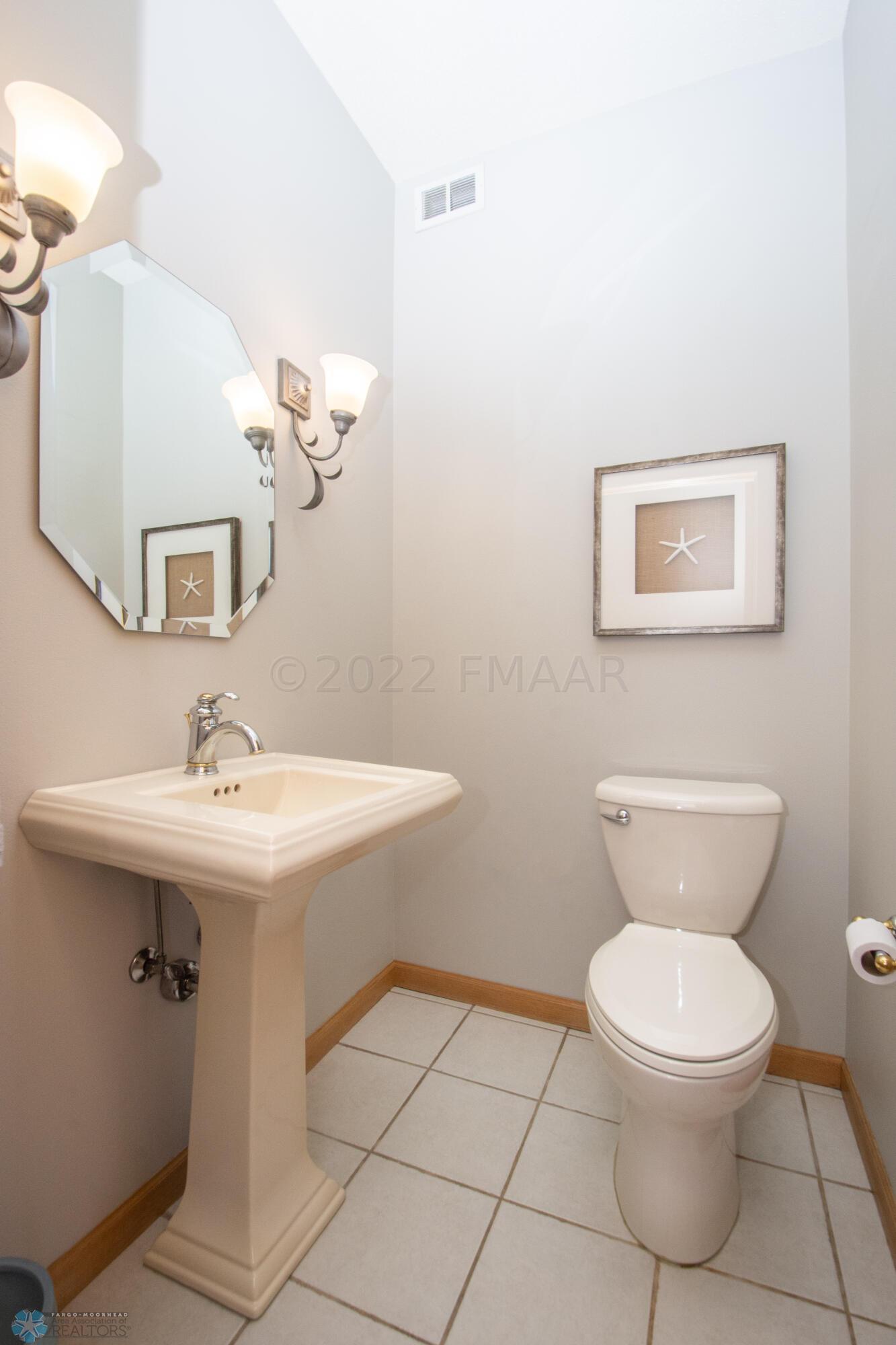 Full bathroom on main