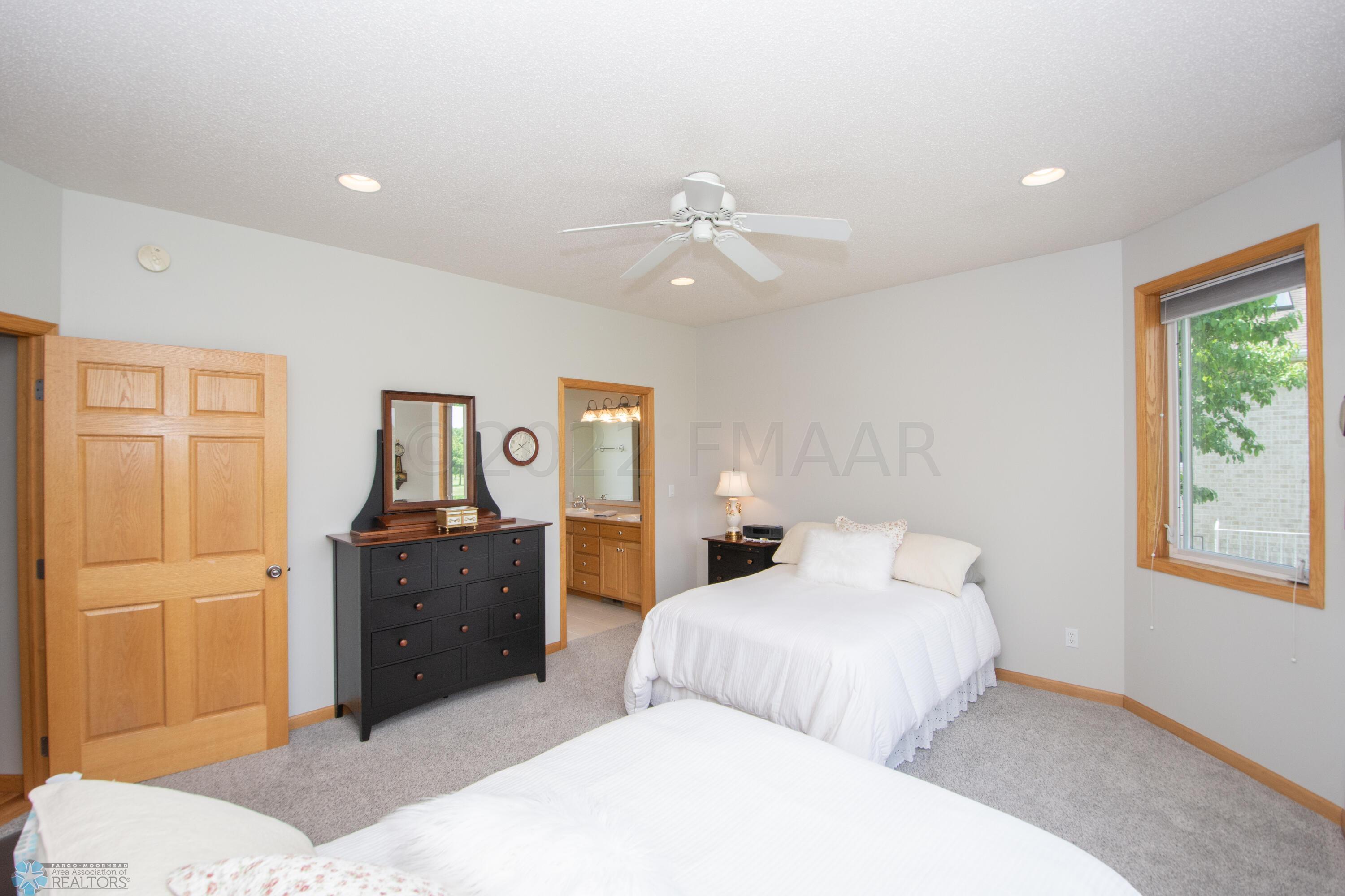 Main bedroom with onsuite and WIC