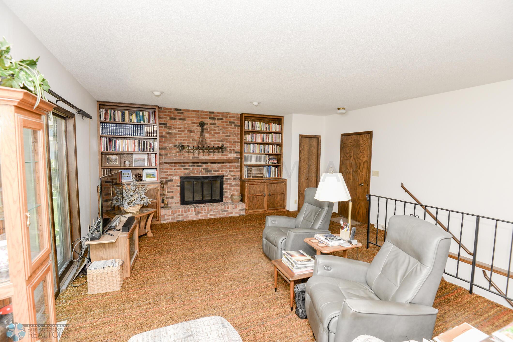 2nd Living Room