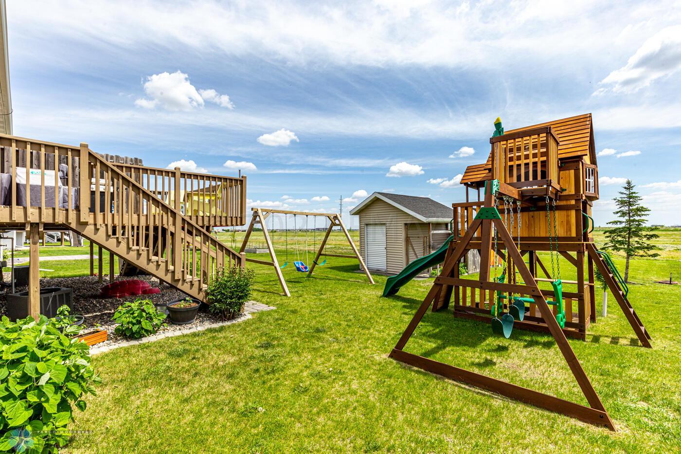 Deck/backyard