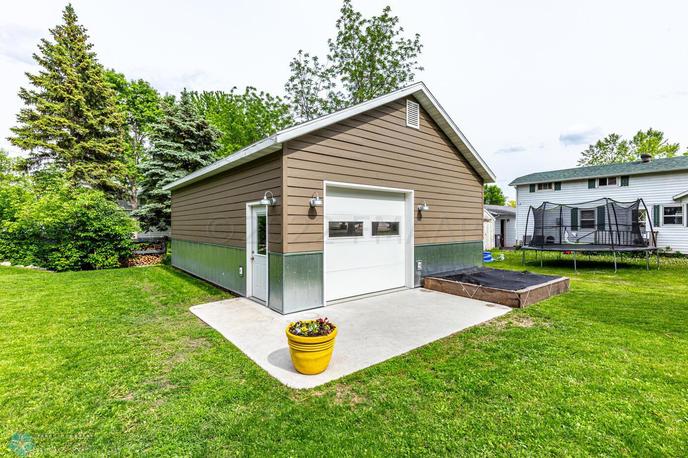 Home-4