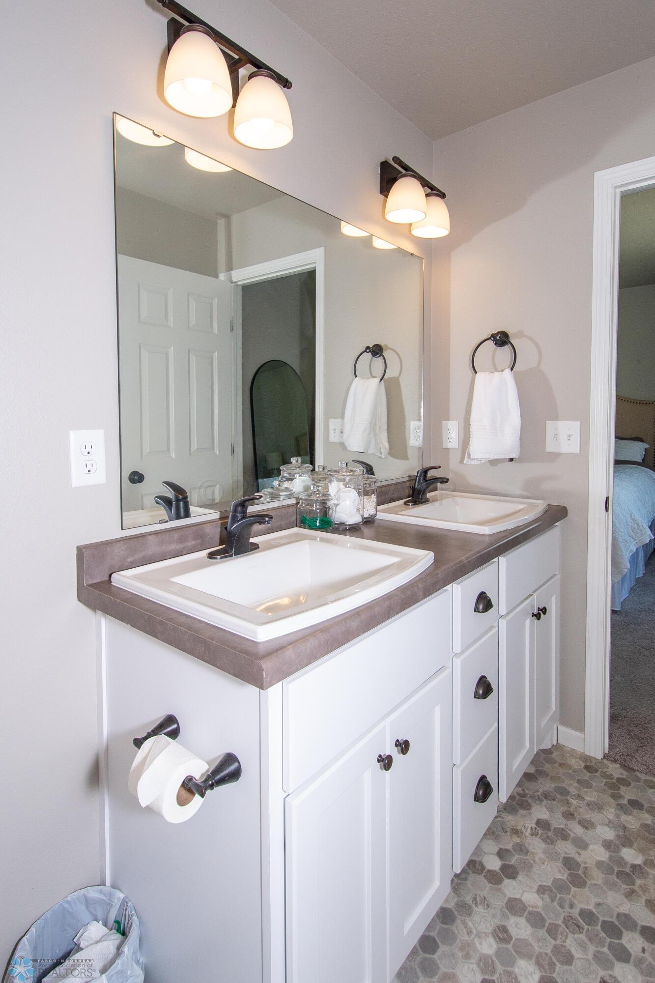 Double Sinks