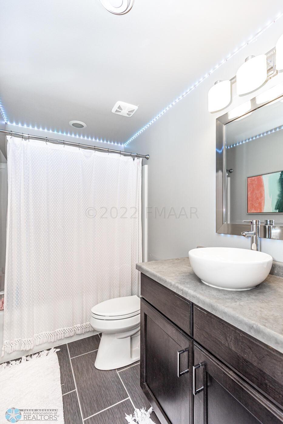 Lower Level Full Bath