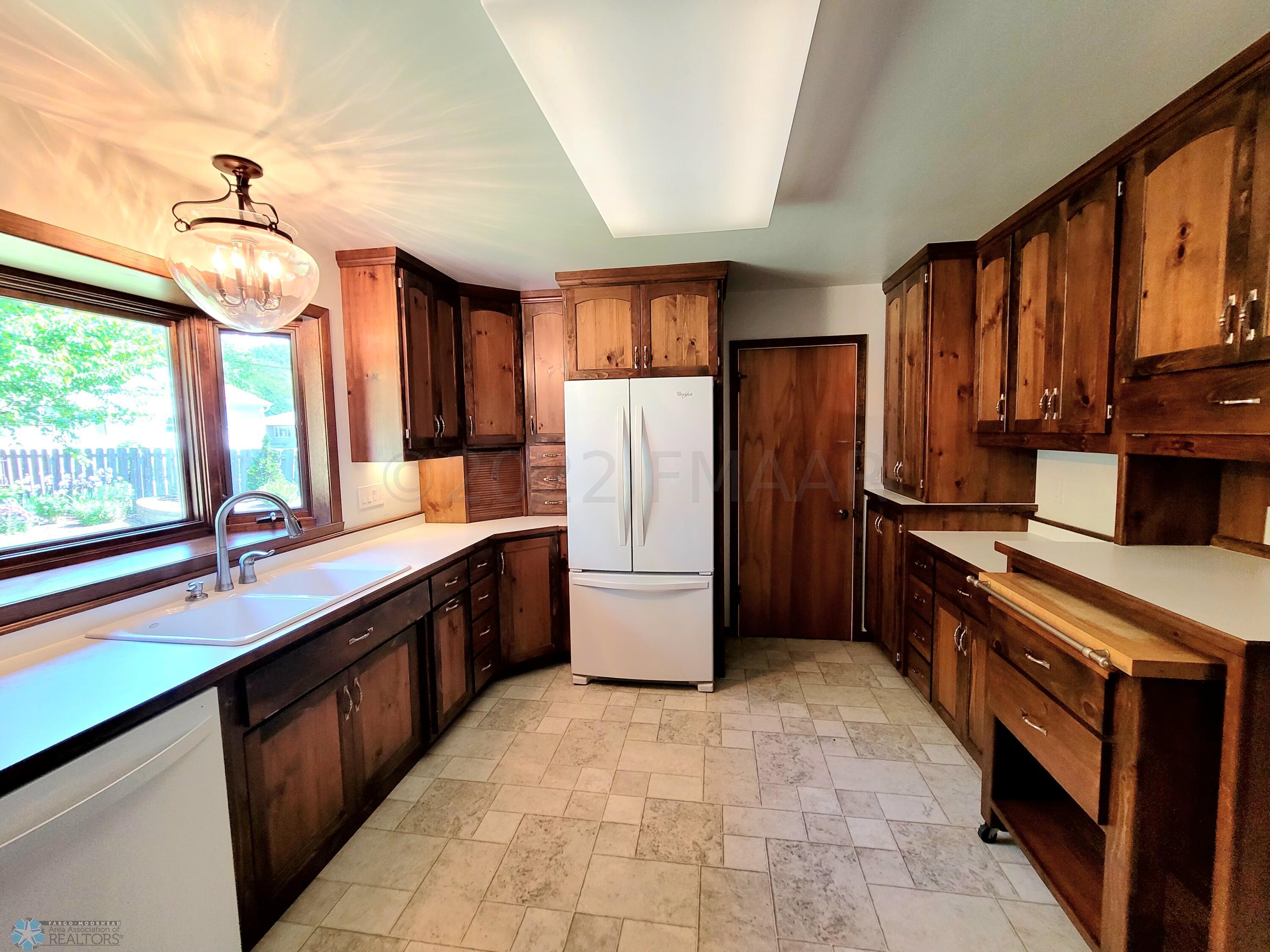 Kitchen to garage entry
