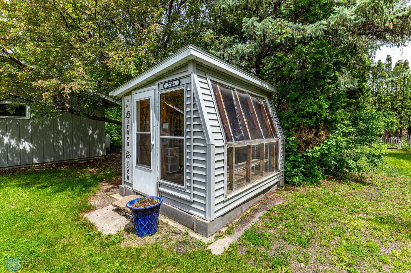 Shed
