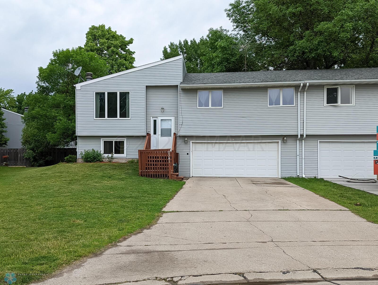 L2P046-144444898