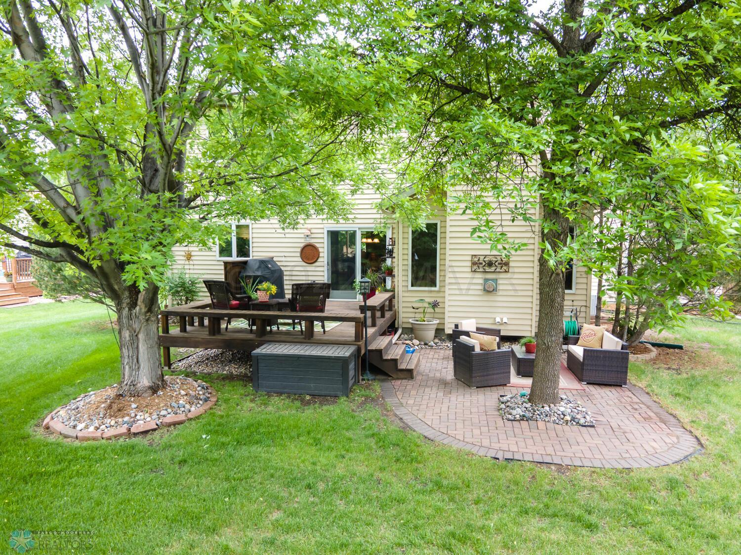 Deck & Patio