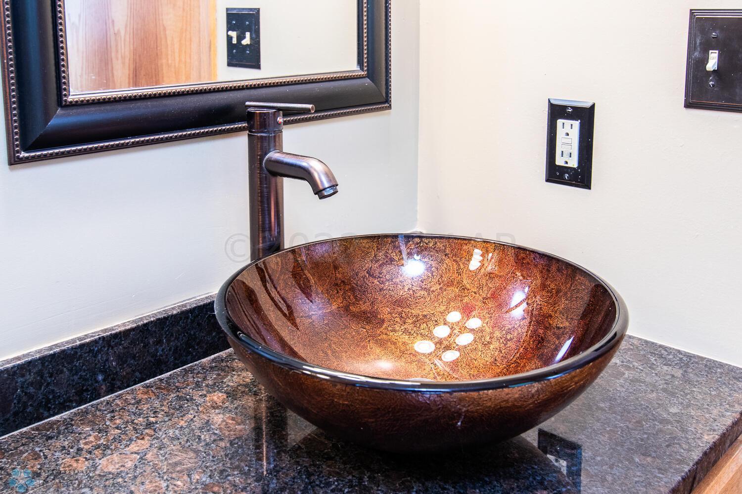 Sink Detail