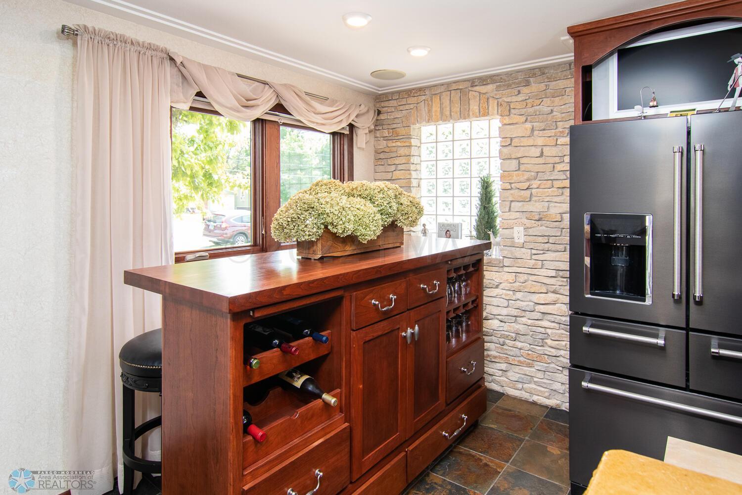 Stone Wall Accent