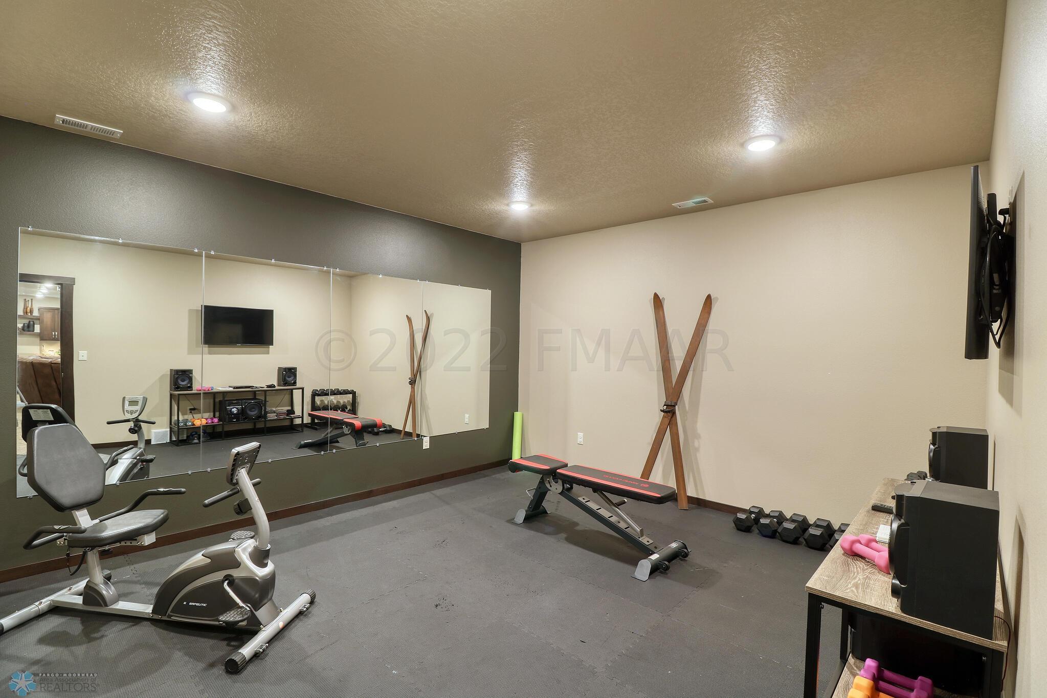 Workout Room / Flex Space