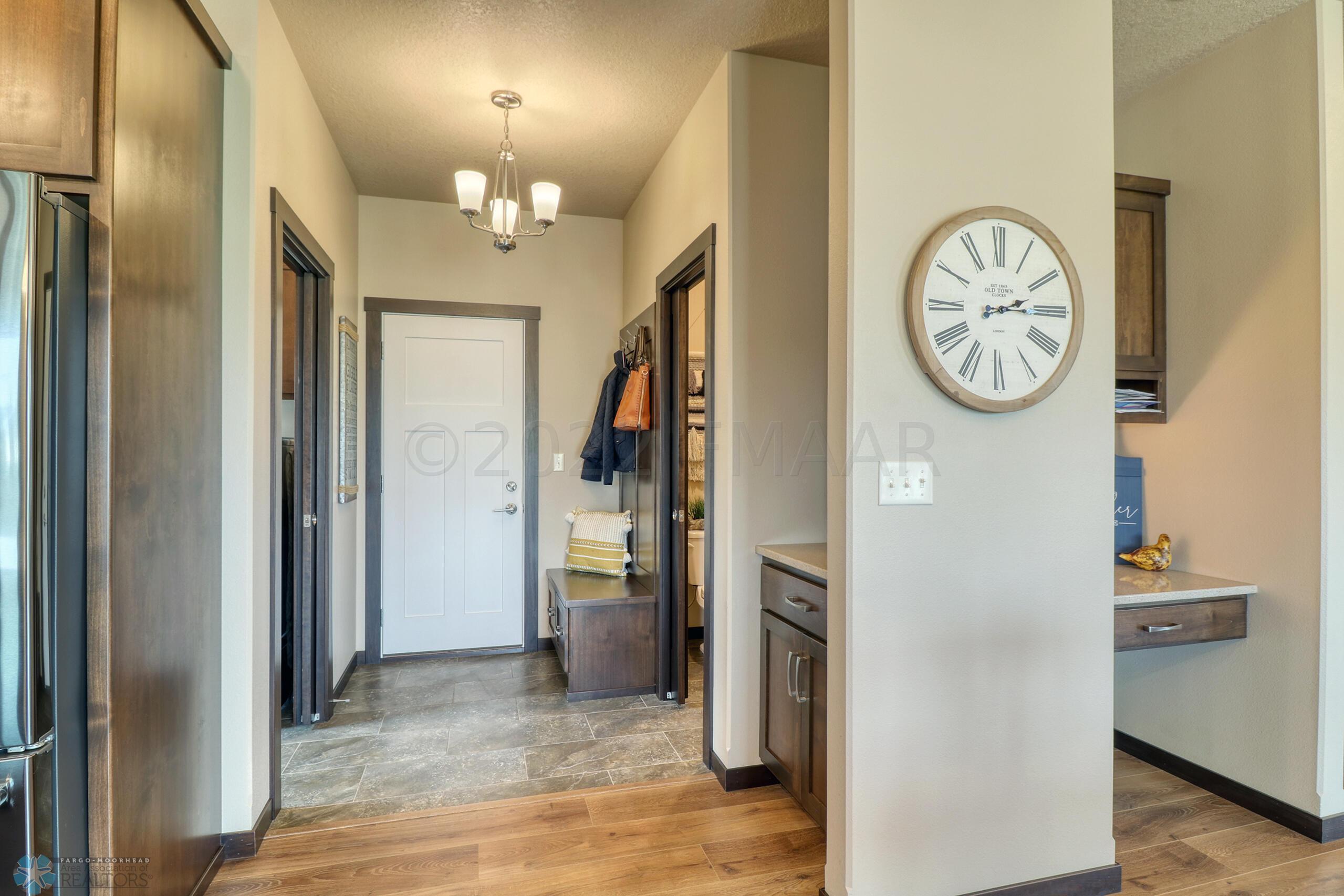 Mudroom to Garage
