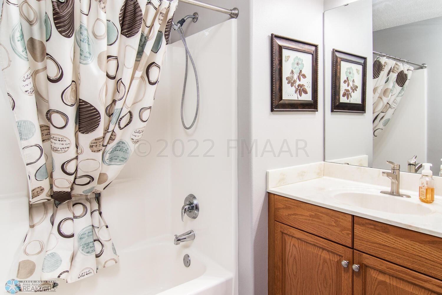 Main Floor Guest Bath