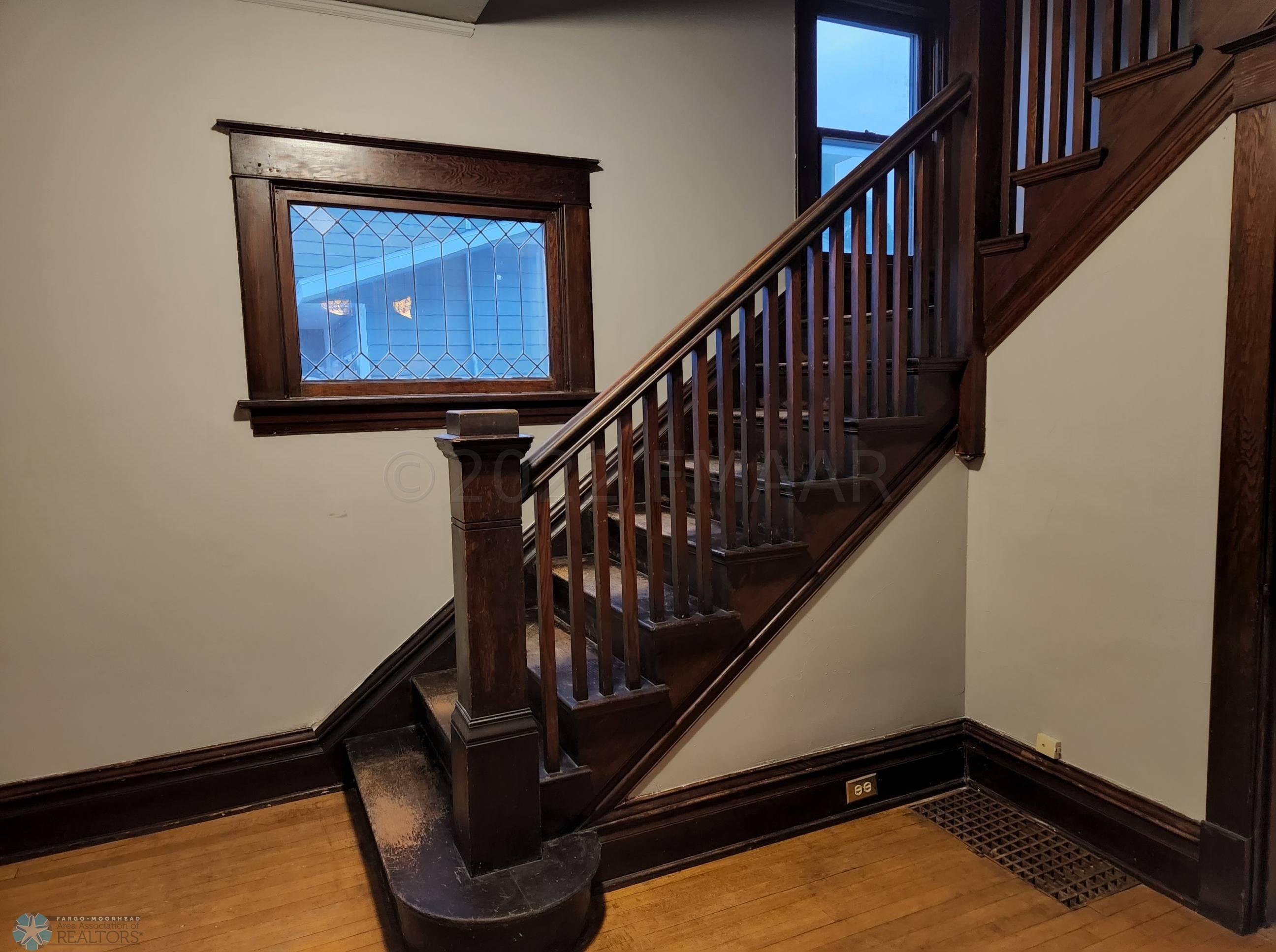 Staircase/Front entry