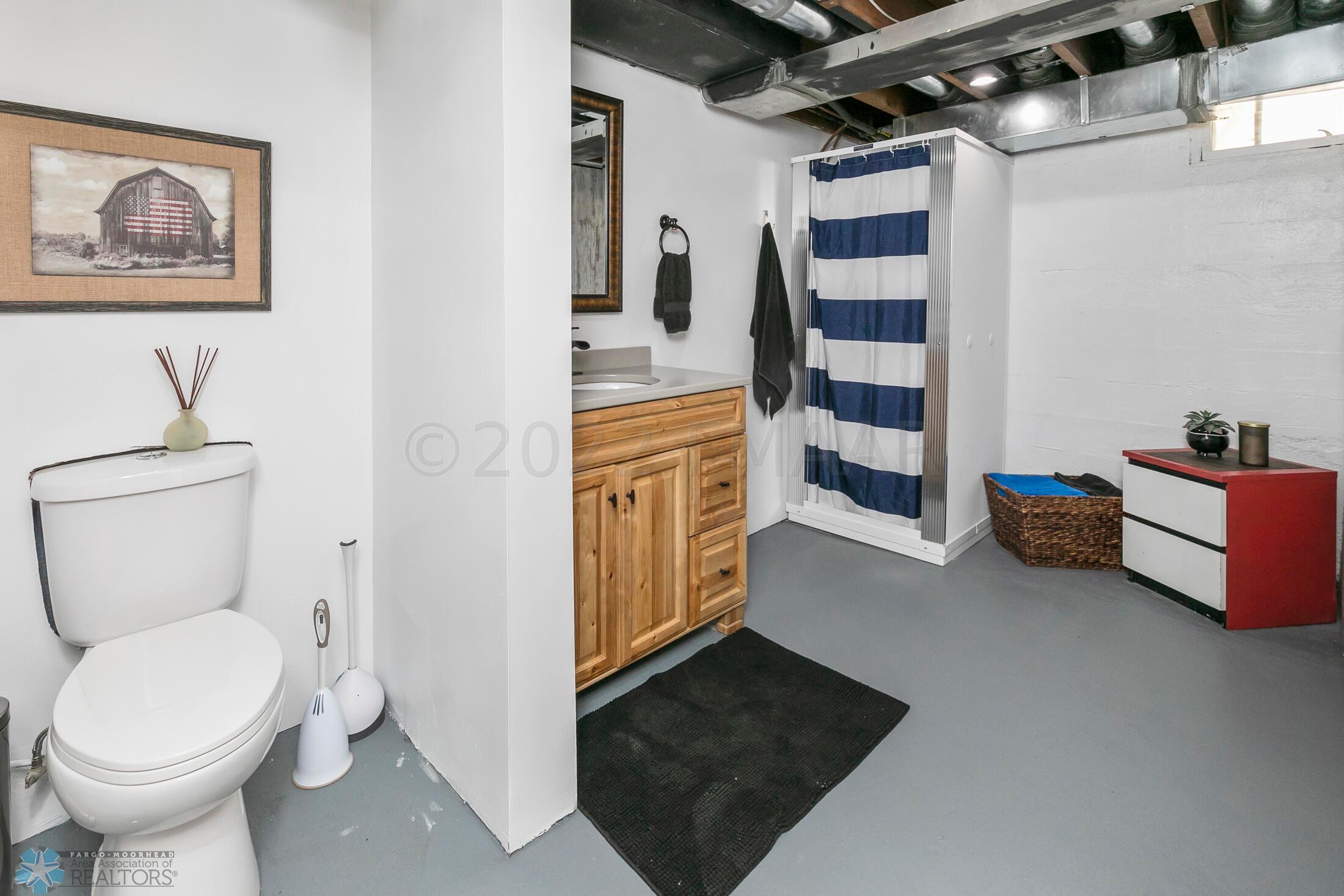 Bathroom2