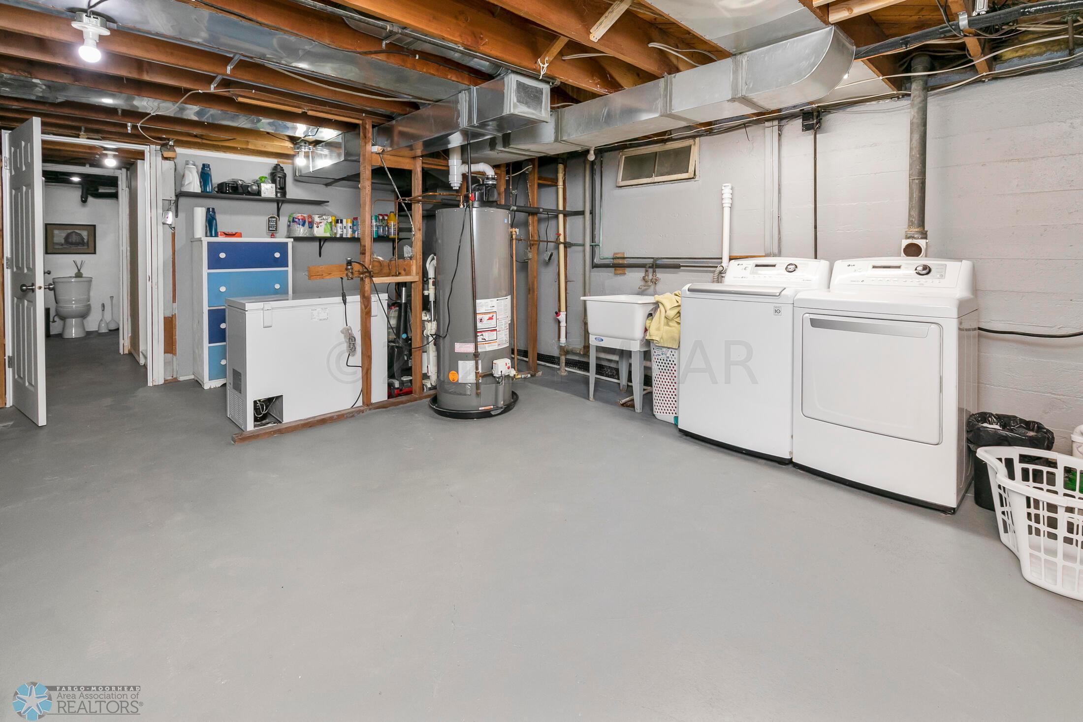 Laundry/storage