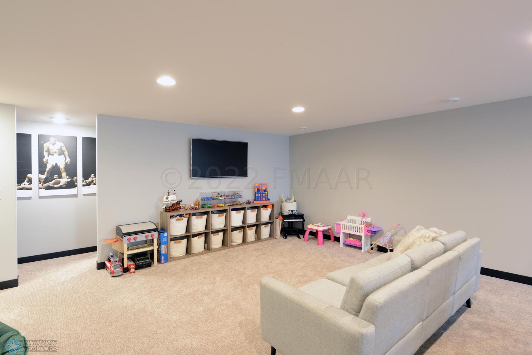 6733 60th Ave S Fargo