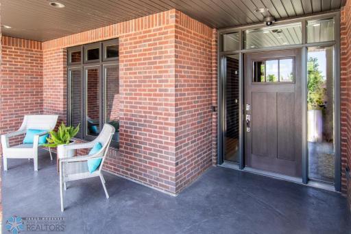 7014 MAPLE Lane, Horace, ND 58047