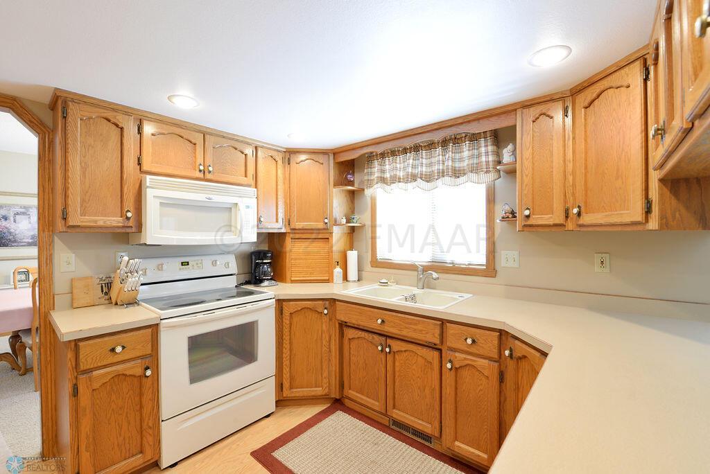 Great Counter Space
