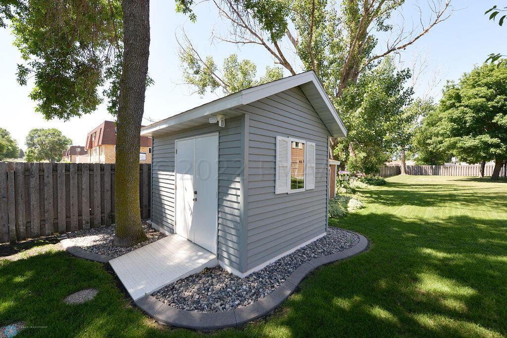 Large Storage Shed With Electricity