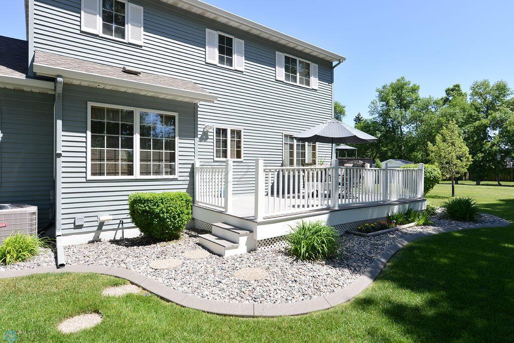 Concrete Curbed Edging