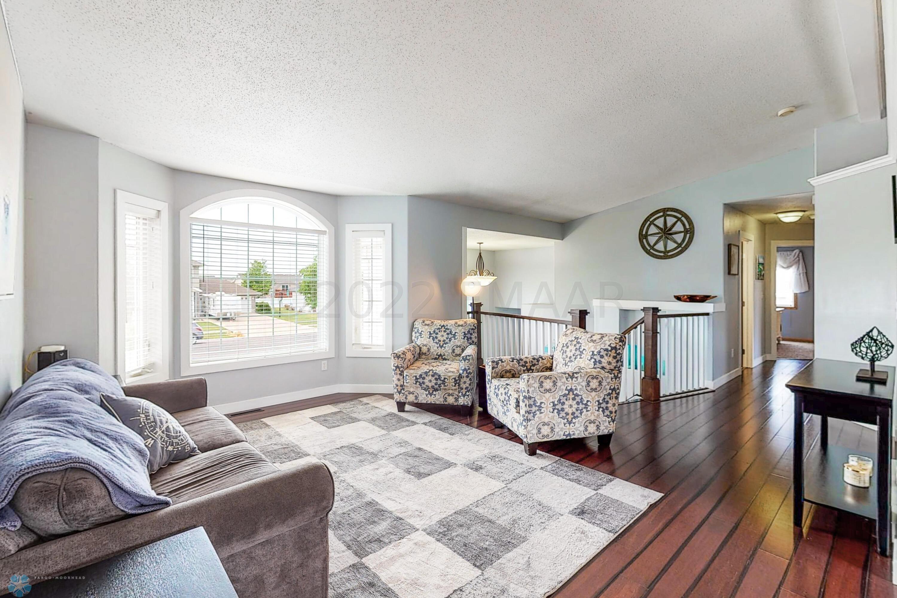 Living Room - tons of great light
