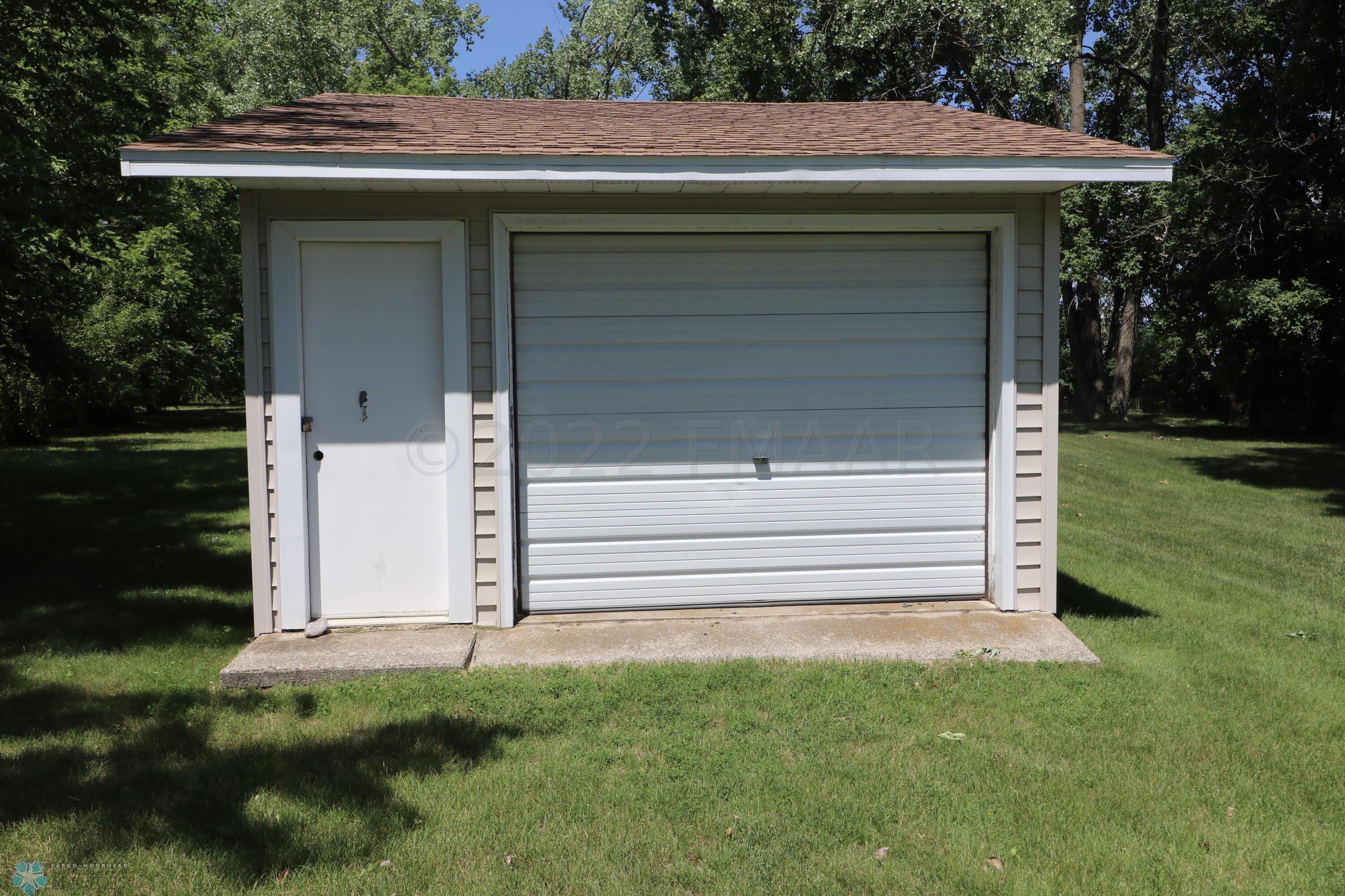22x17 shed/garage