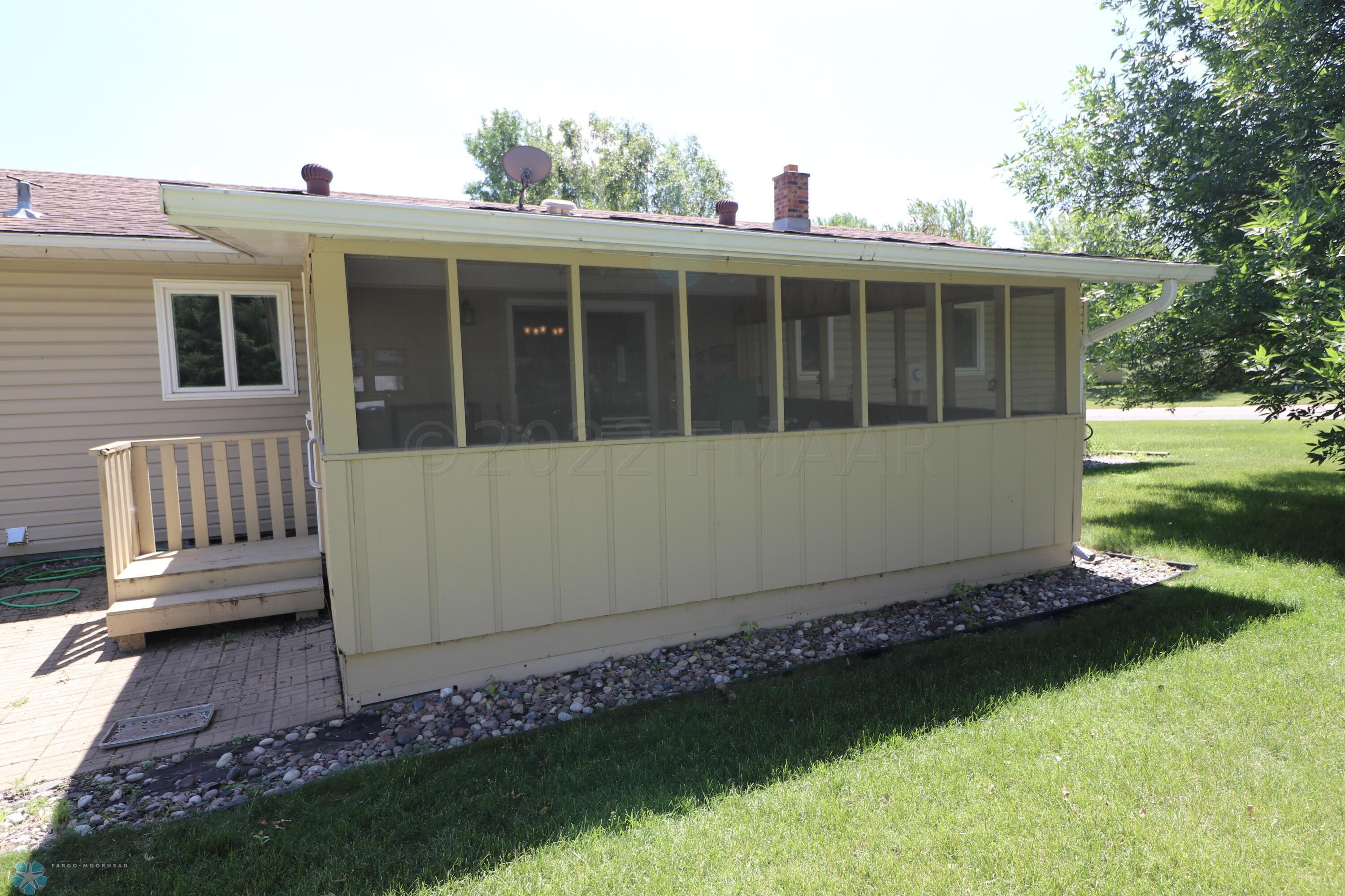 3 season porch