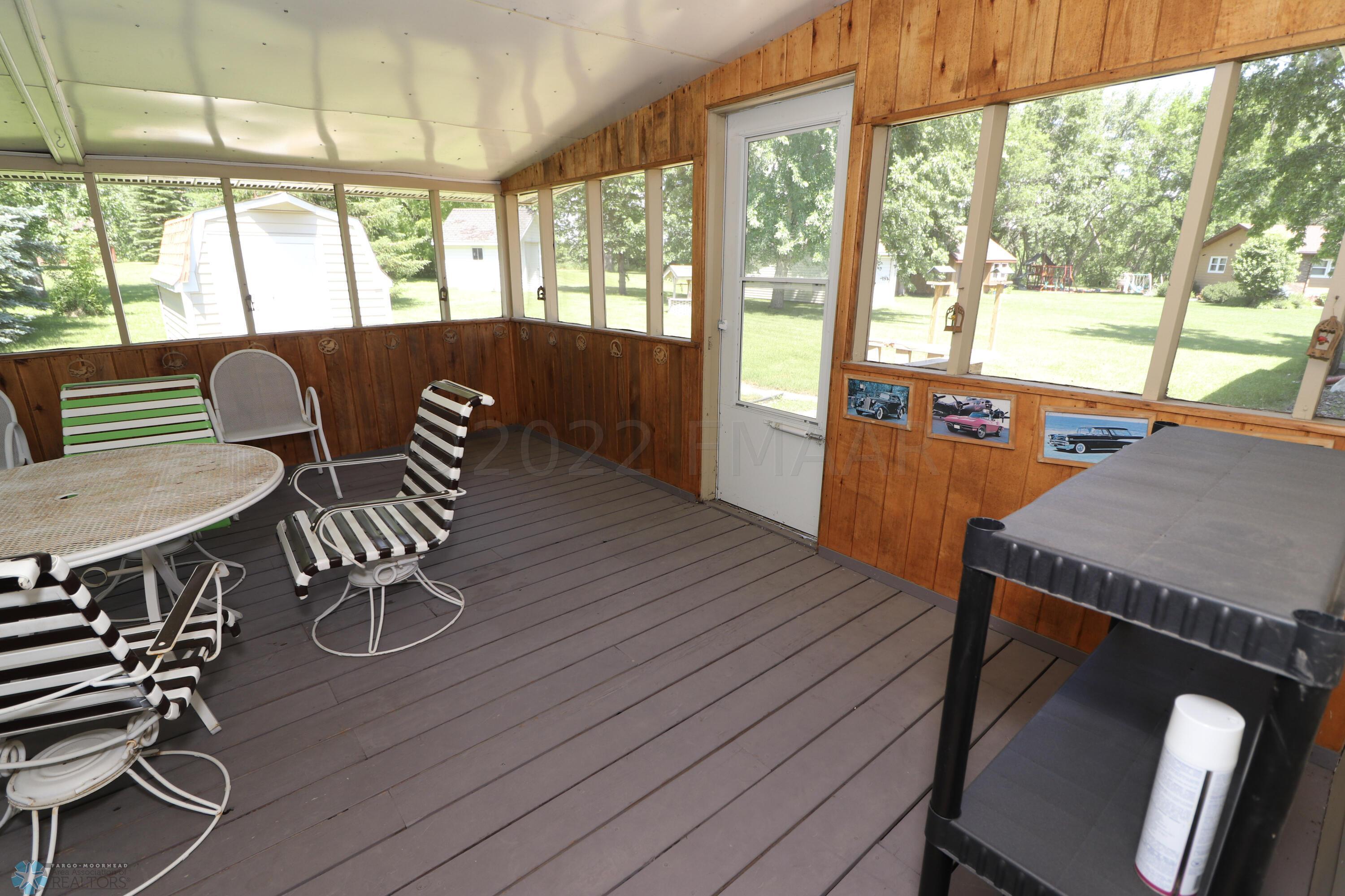 3 season porch