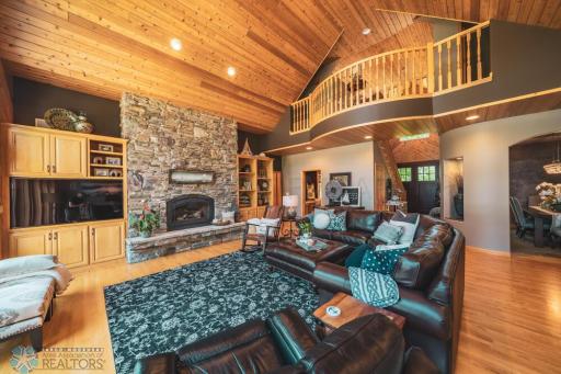 25699 FRIEDA Drive, Detroit Lakes, MN 56501