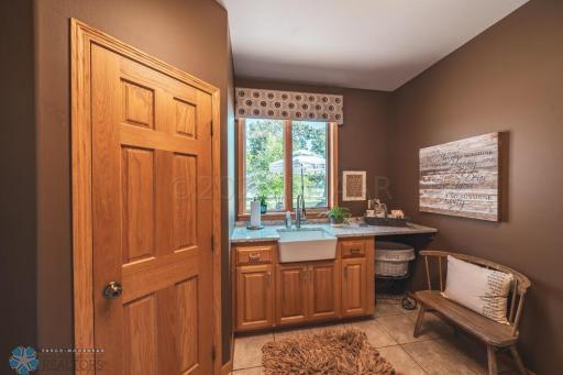 25699 FRIEDA Drive, Detroit Lakes, MN 56501