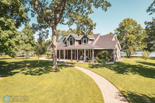 25699 FRIEDA Drive, Detroit Lakes, MN 56501