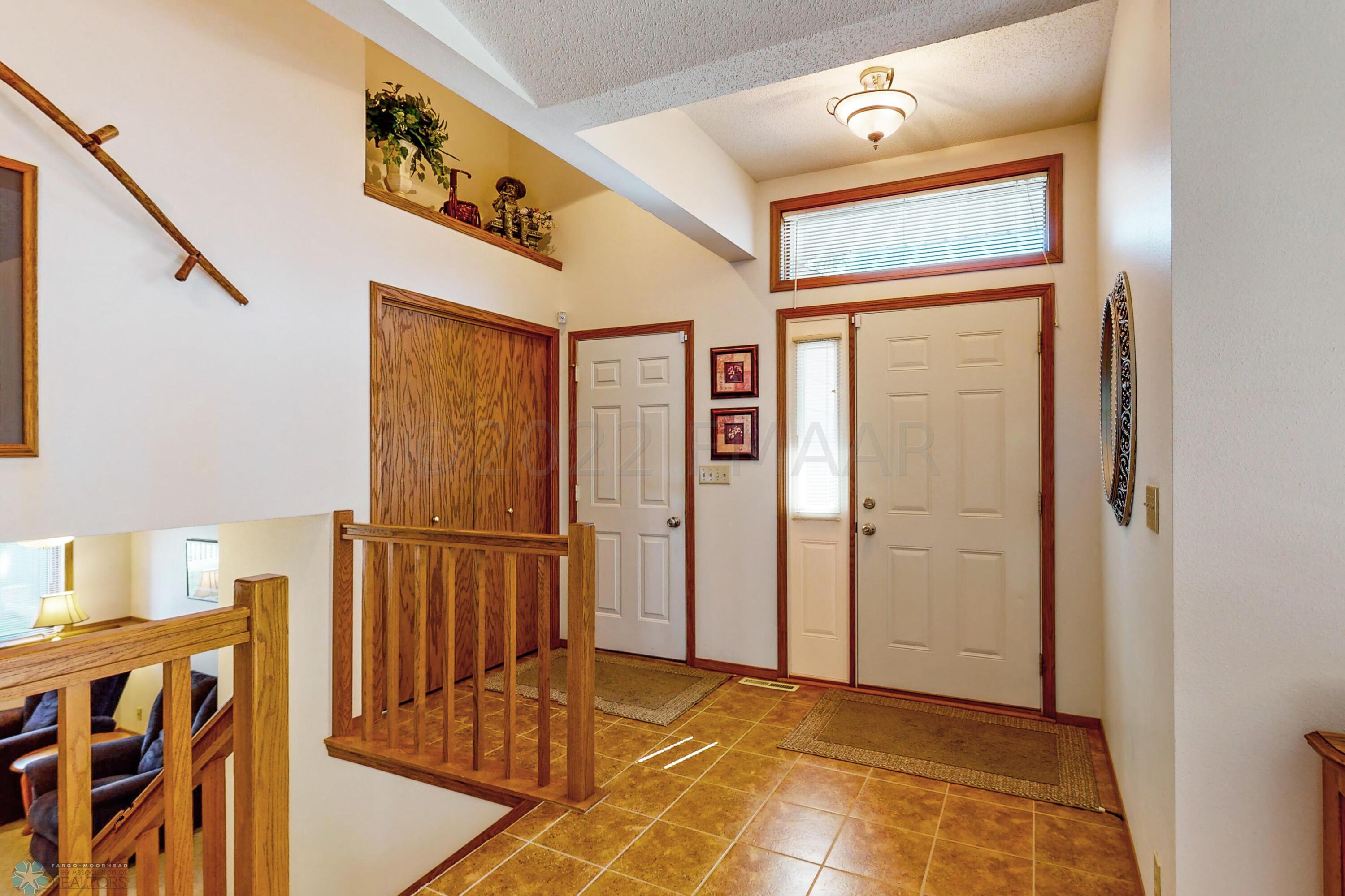 2509-33rd-St-S-06282022_150211-Edit