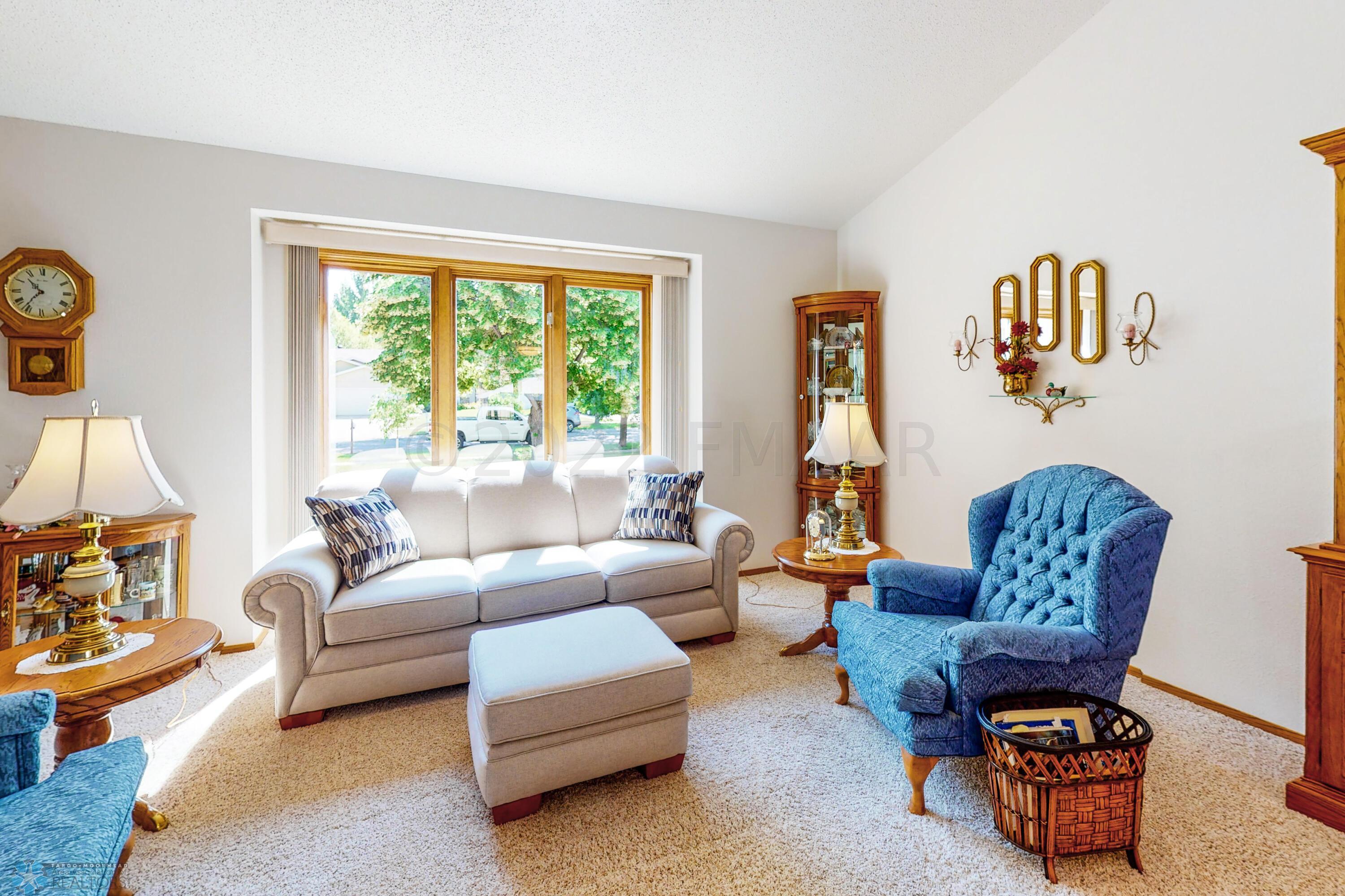 2509-33rd-St-S-Living-Room-Edit