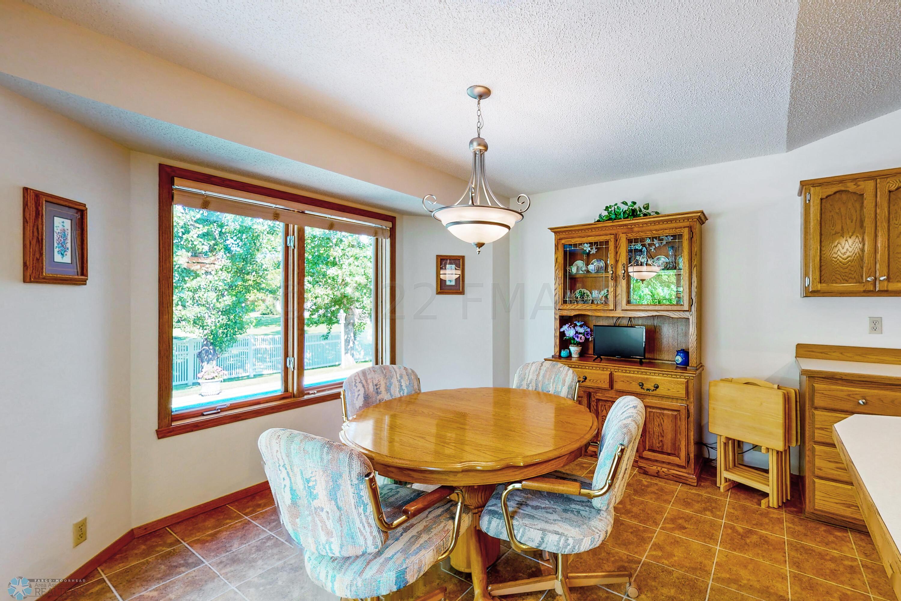 2509-33rd-St-S-06282022_145857-Edit