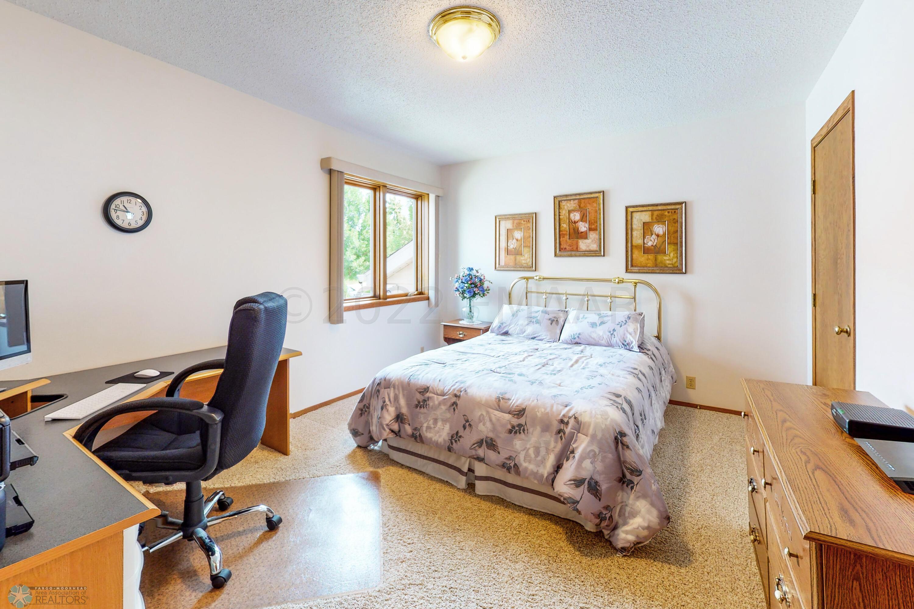 2509-33rd-St-S-Bedroom(1)-Edit