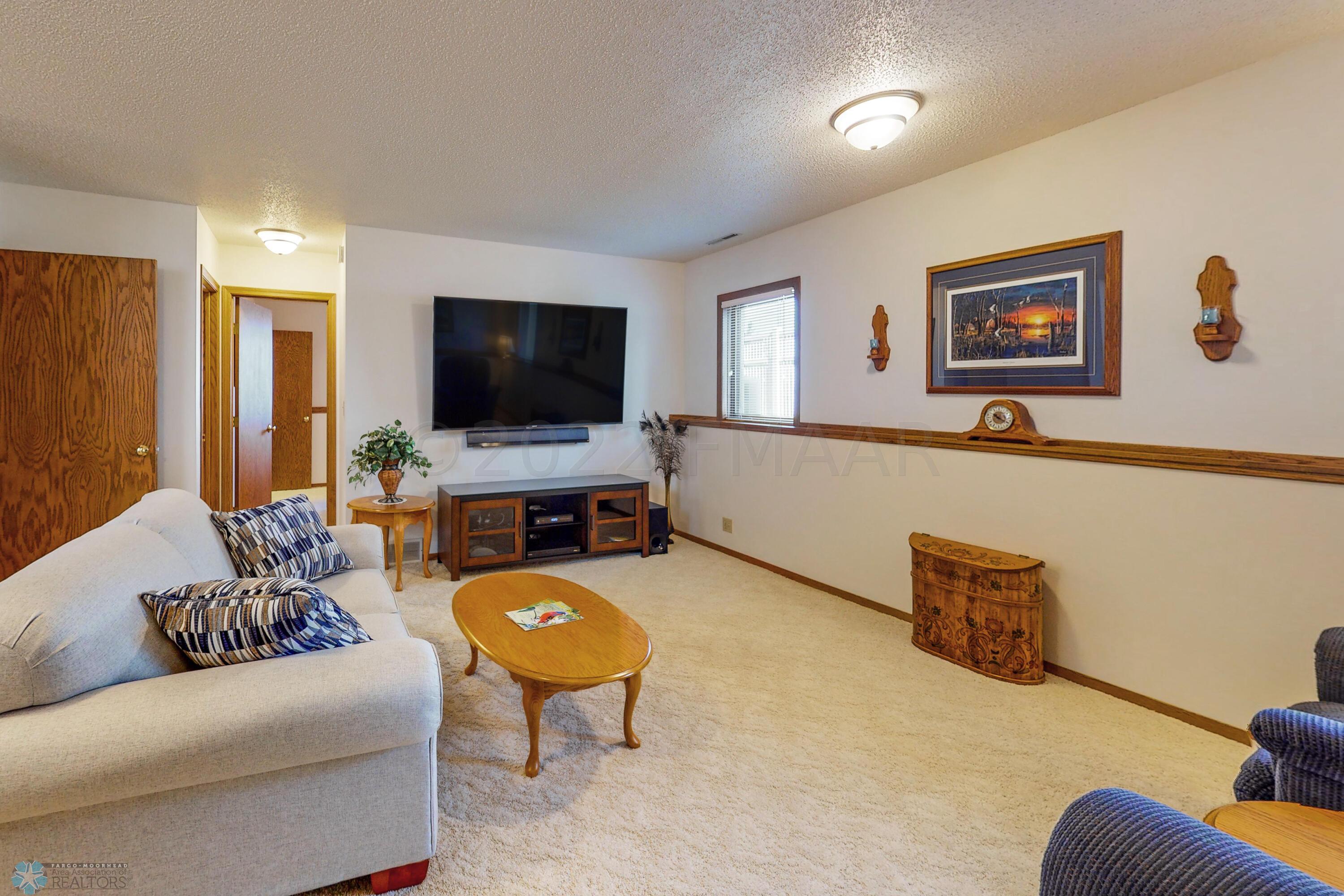 2509-33rd-St-S-Living-Room(2)-Edit