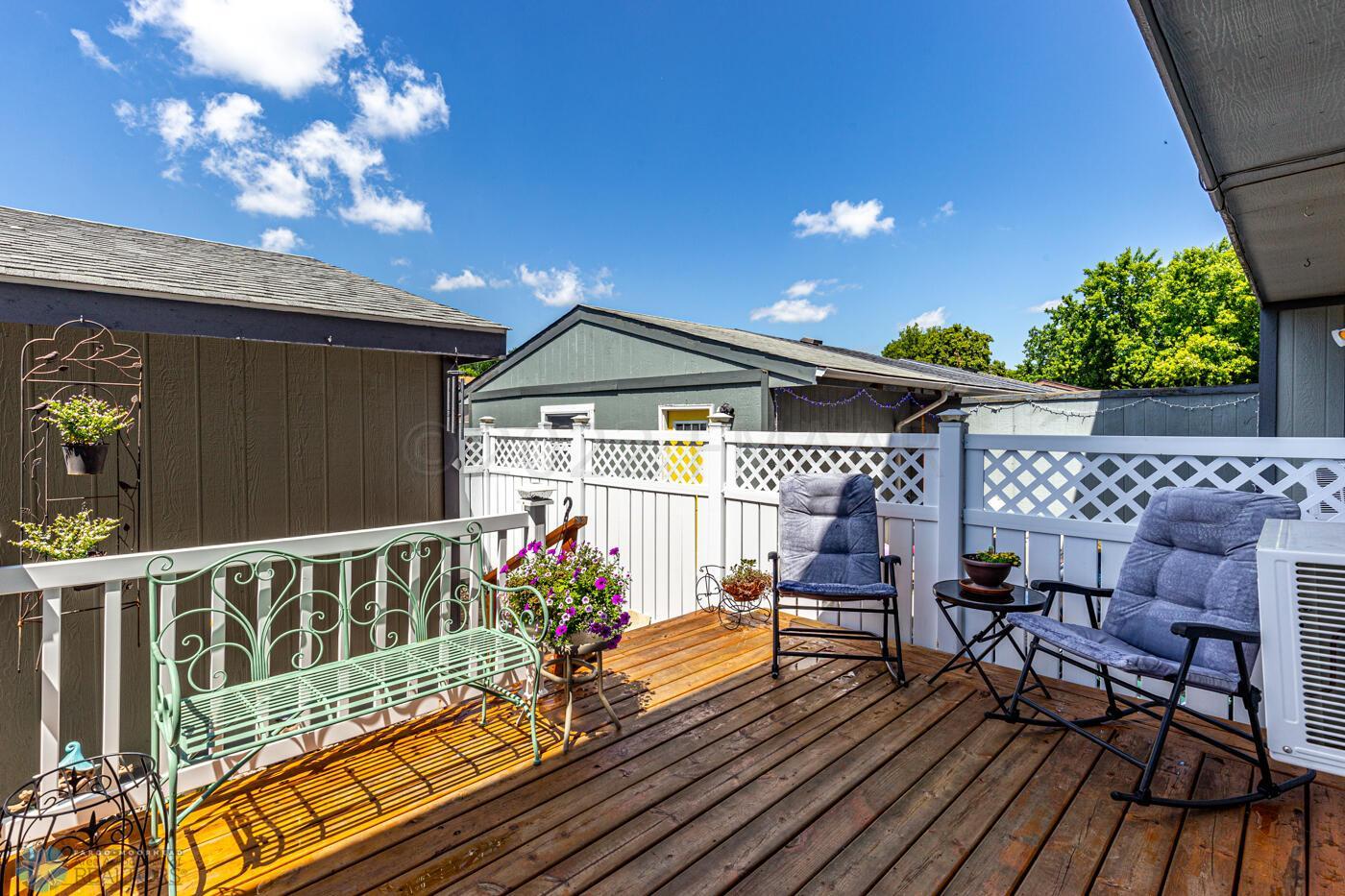 Deck
