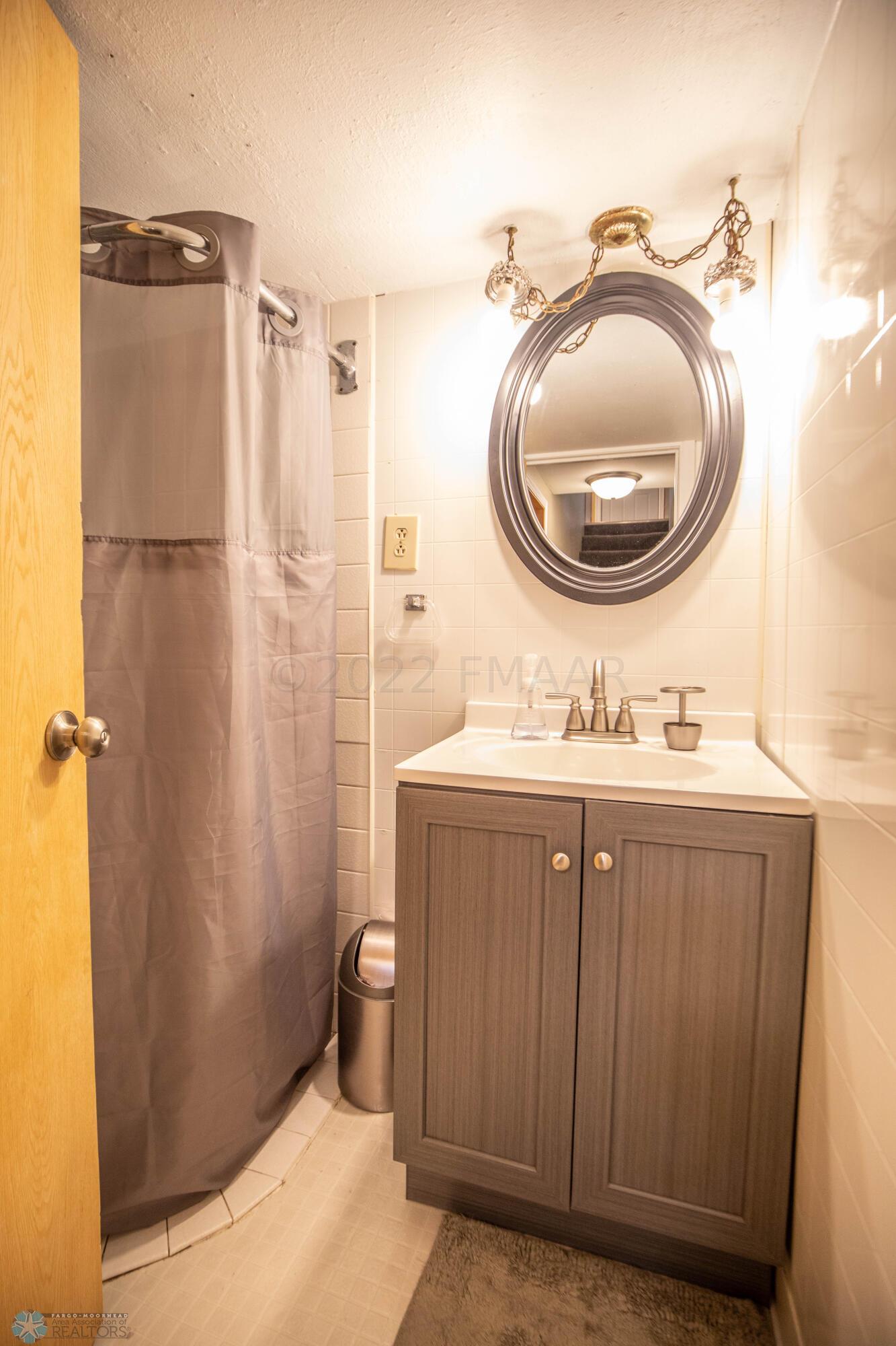 3/4 Bathroom