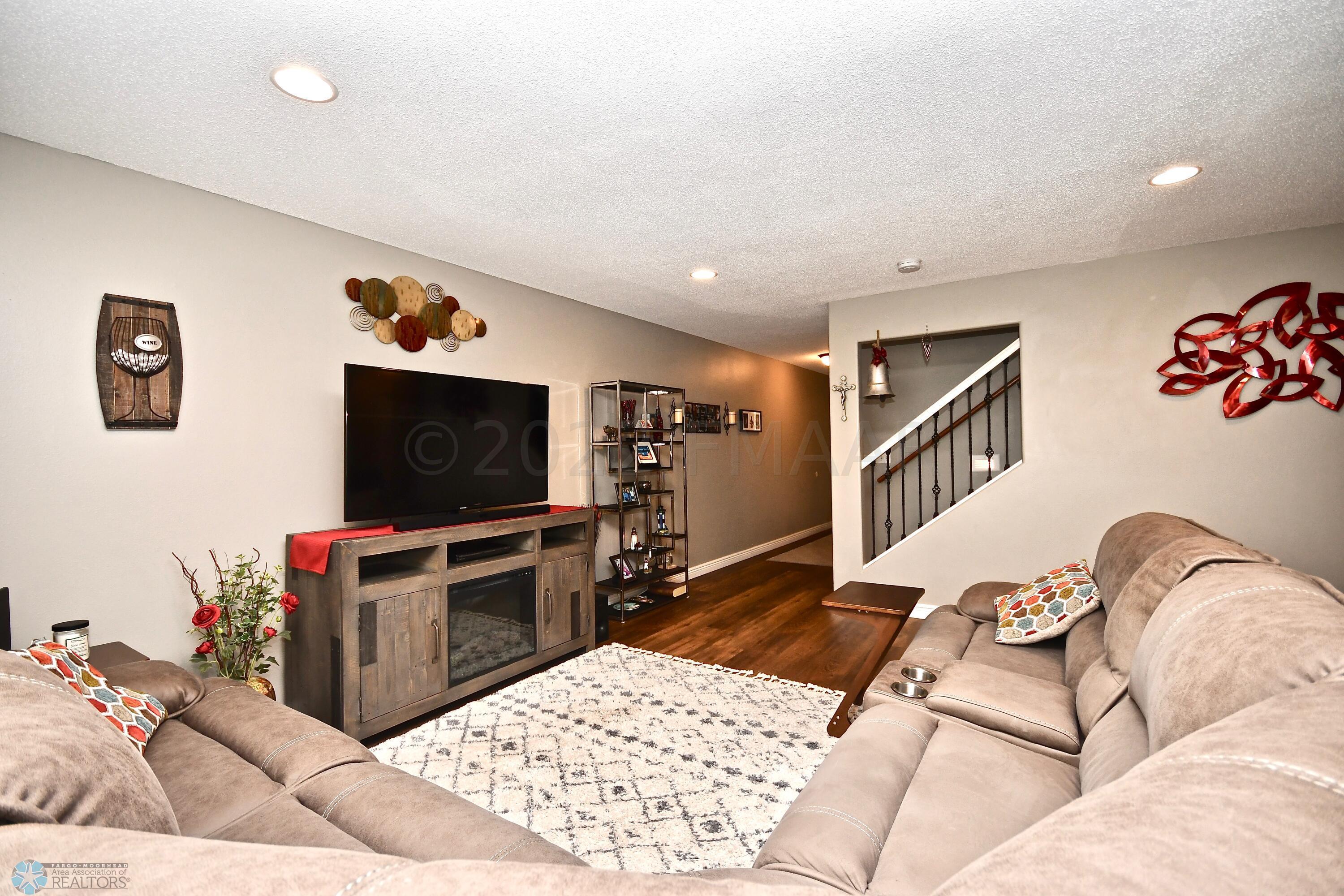 Living Room 4