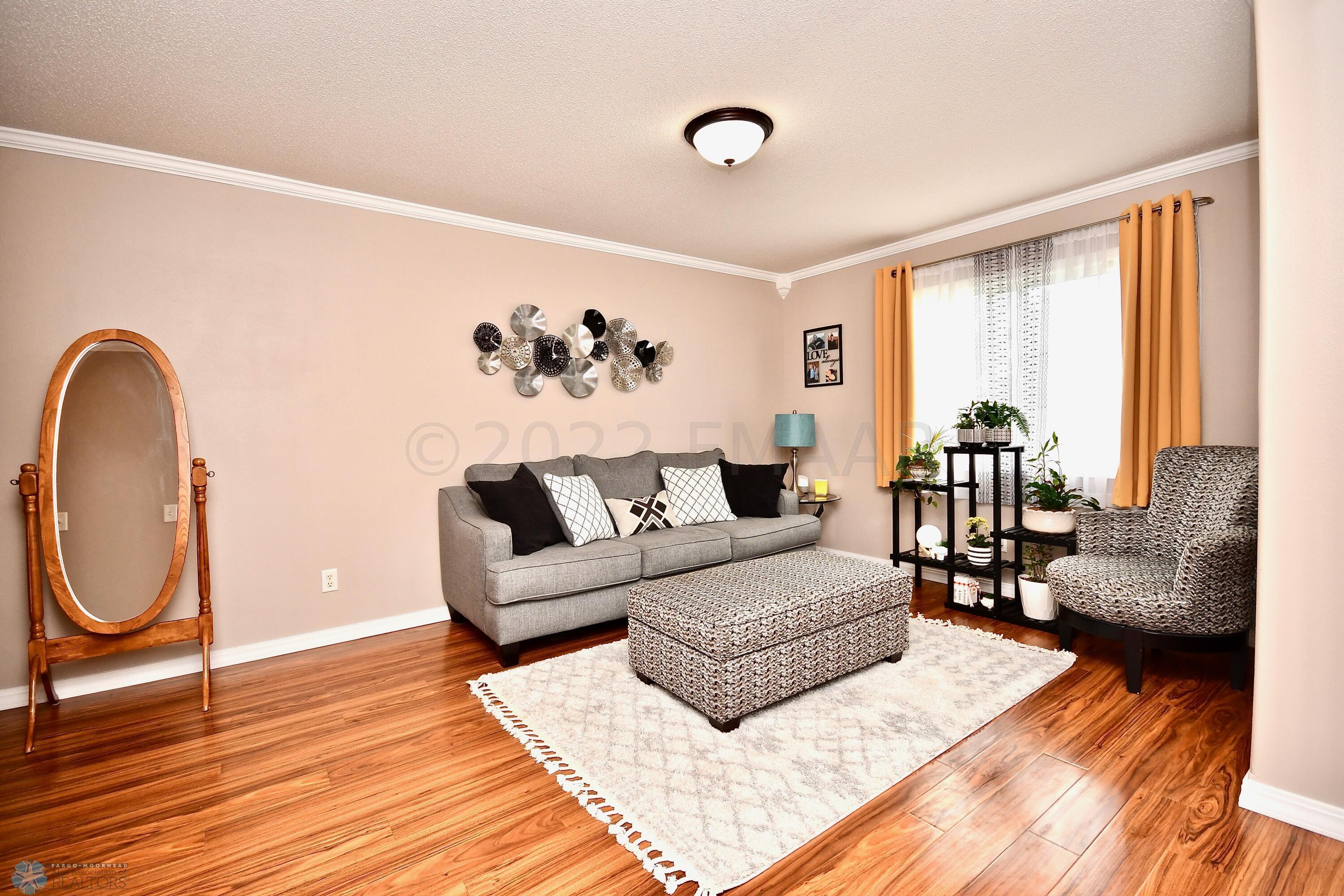 Upper level family room 4