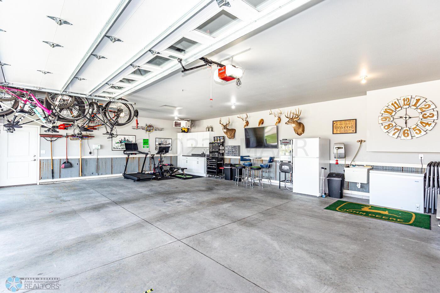 3 Car Garage