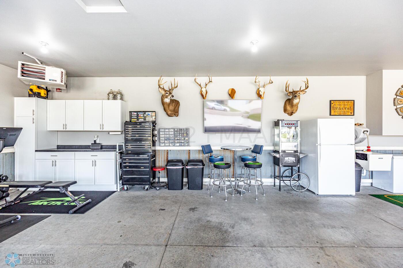3 Car Garage