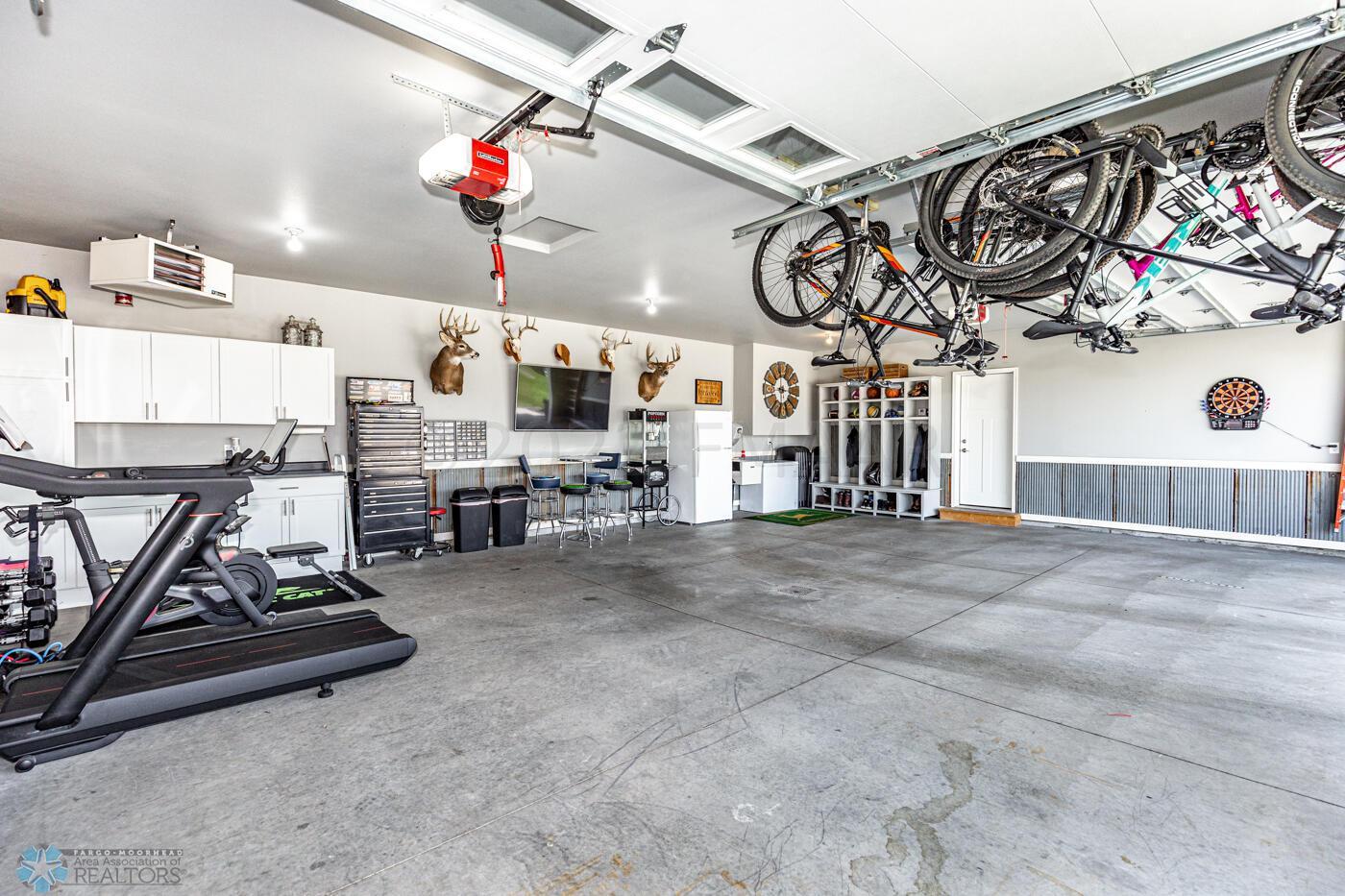 3 Car Garage