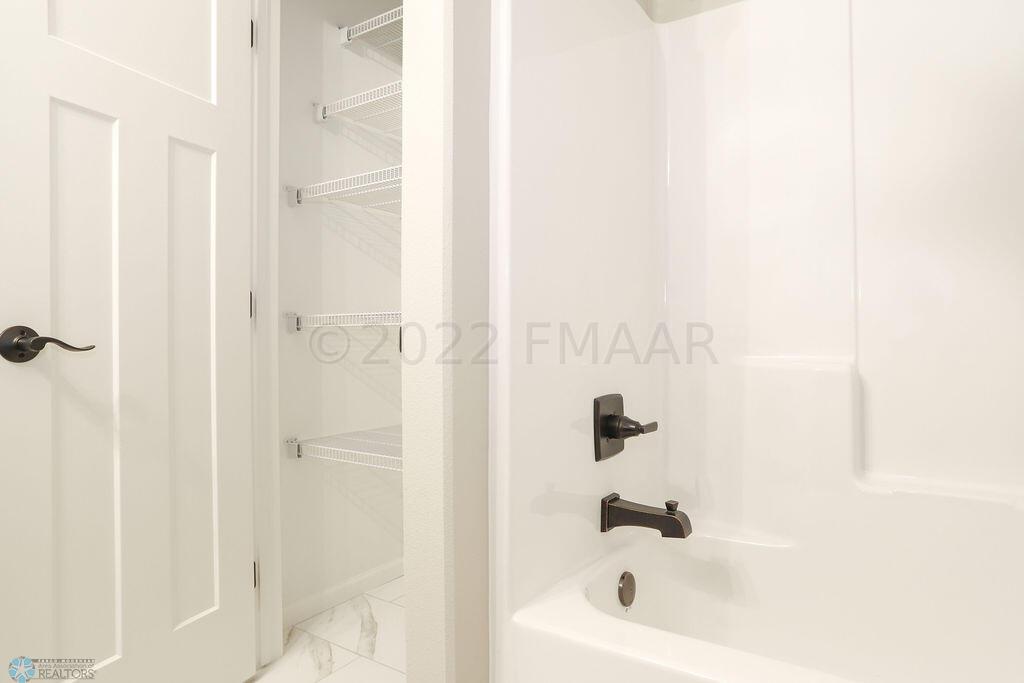 image4