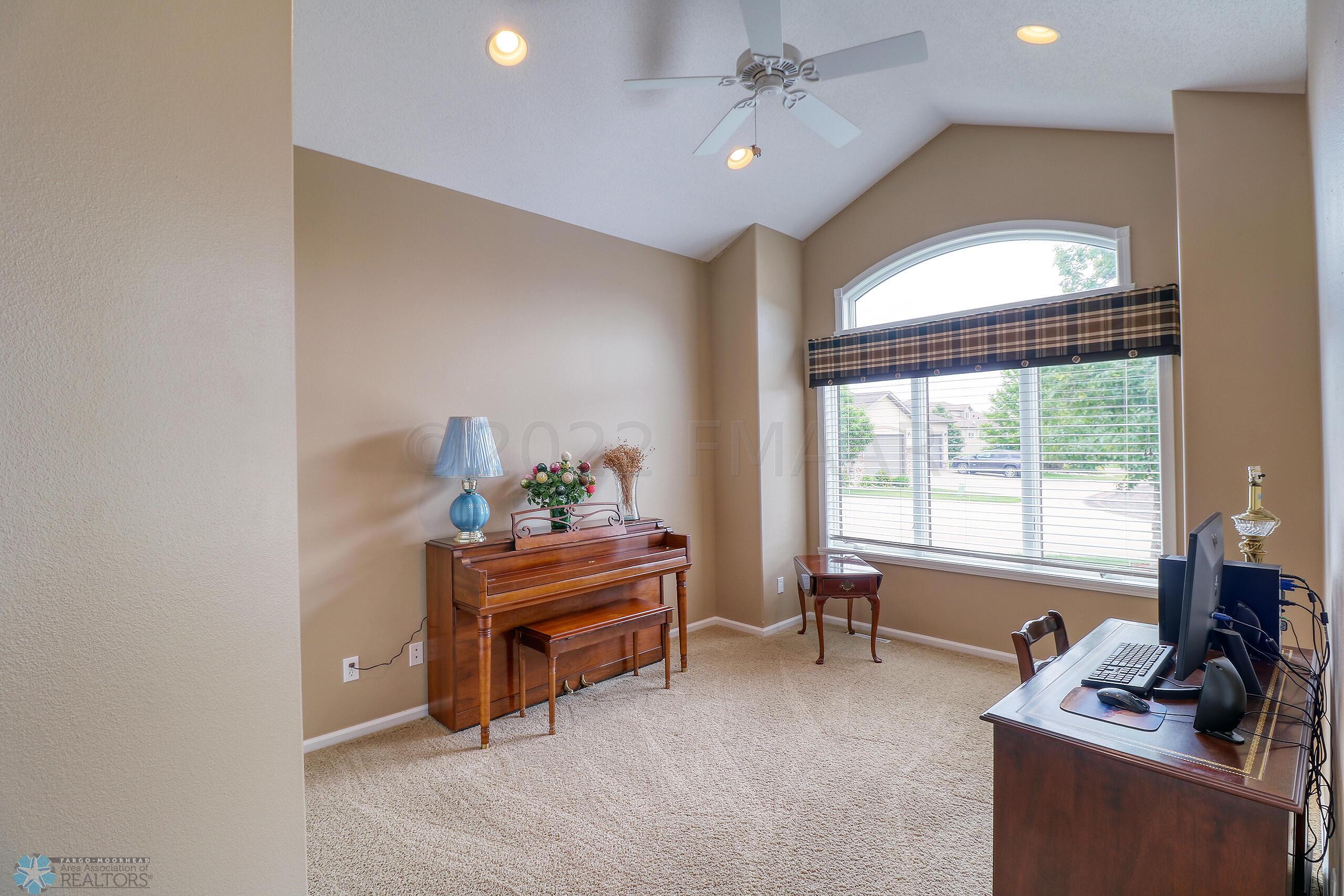 Vaulted Ceilings with Natural Light