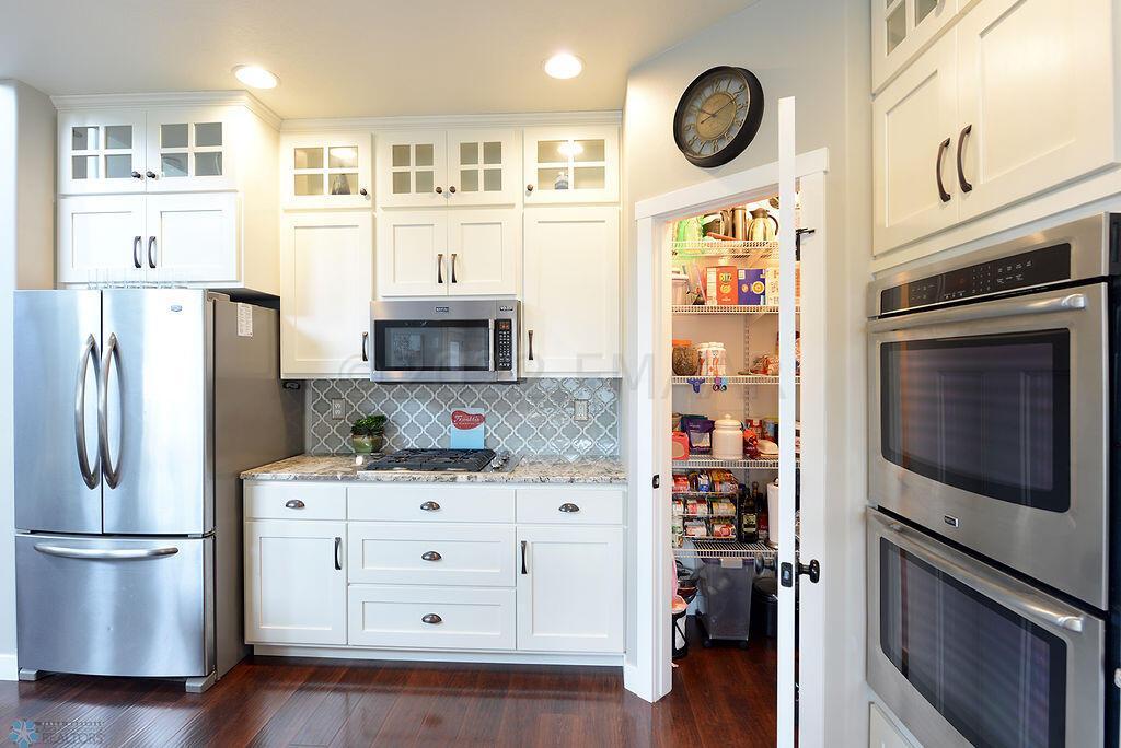 Walk-in Pantry