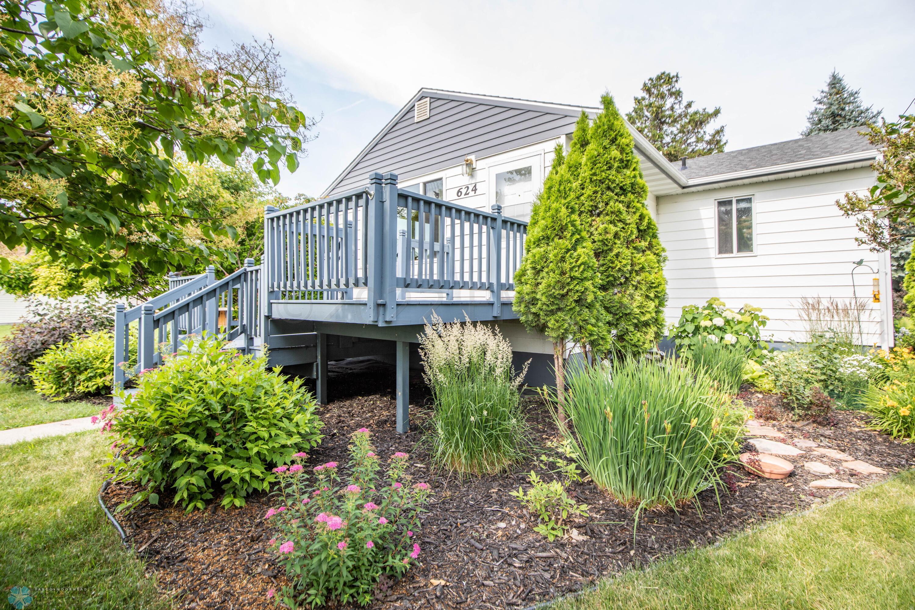 Deck/Landscaping