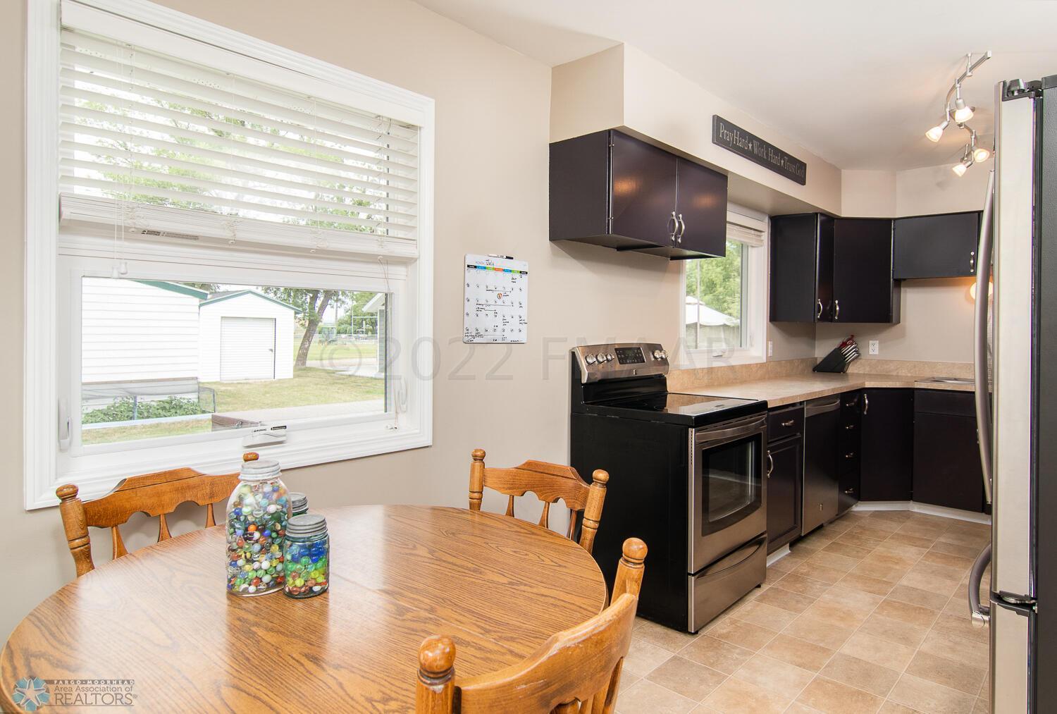Dining/Kitchen