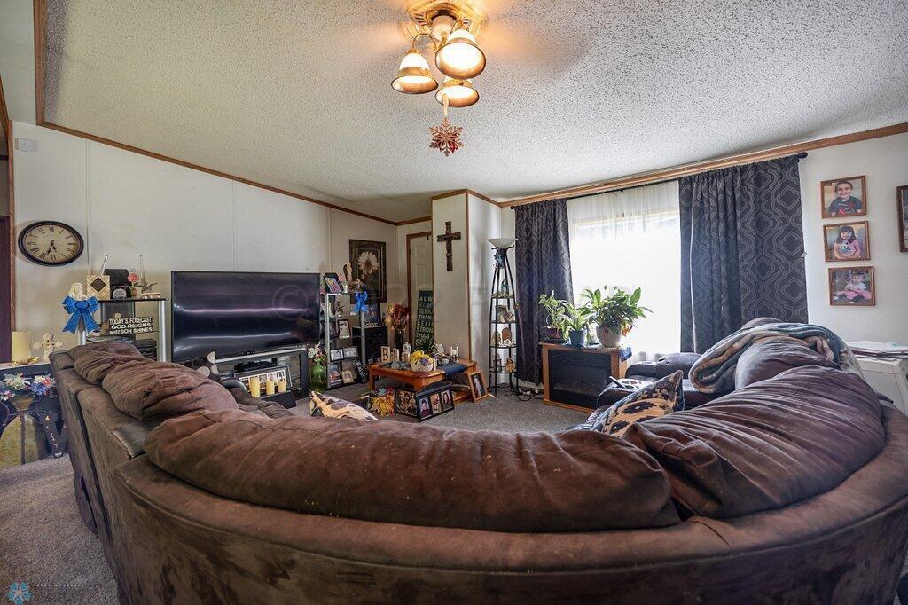 N82A2406-HDR.jpg-SMALL