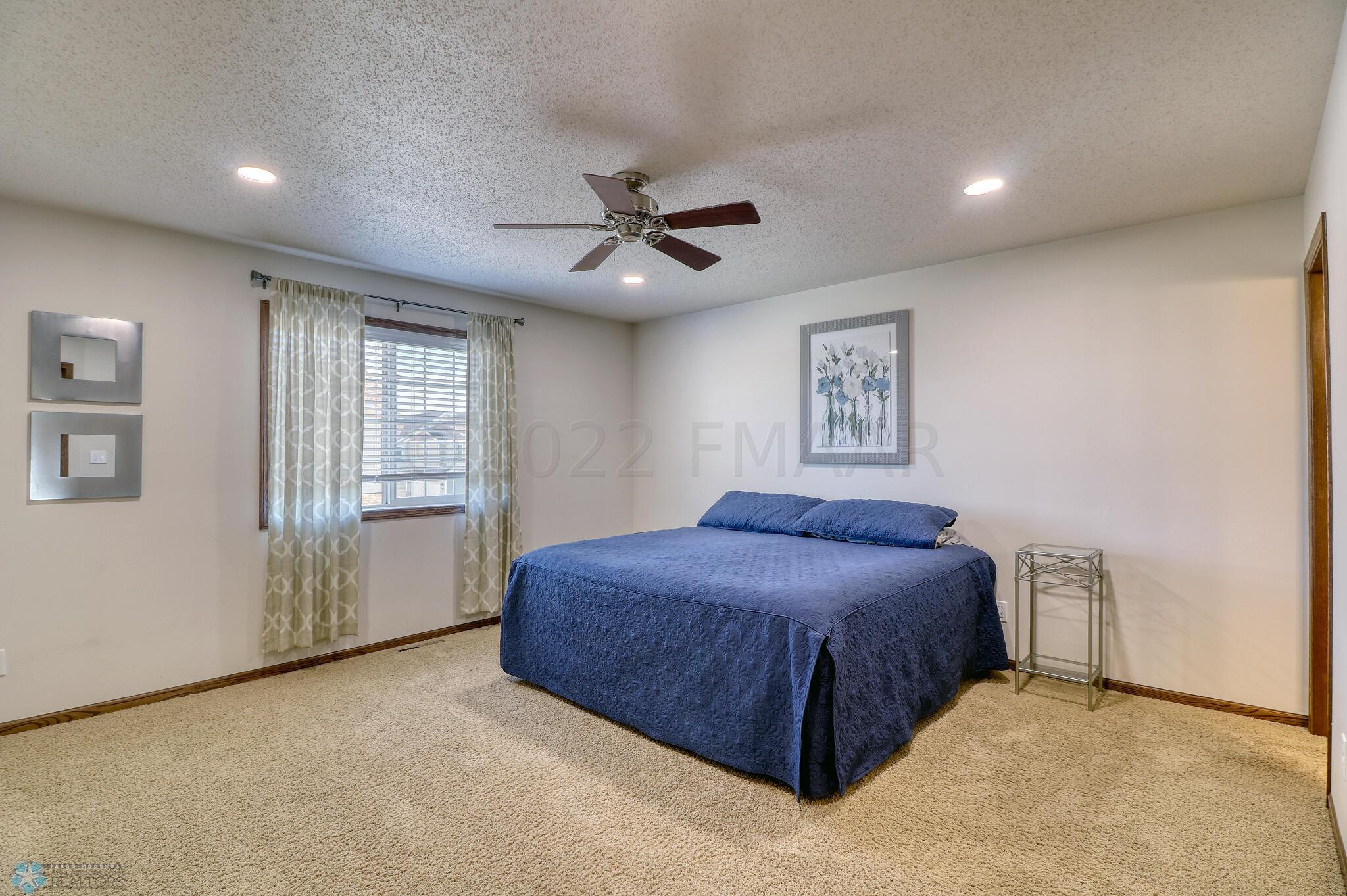 Master Bedroom1_1